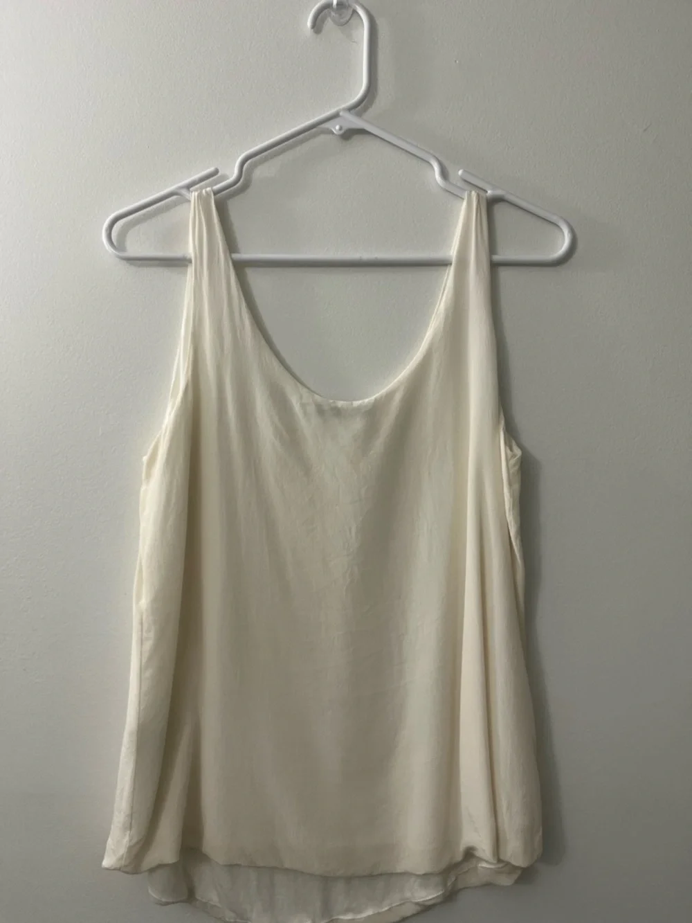 Massimo Dutti Cream Sleeveless Scoop Neck Camisole - Picture 2 of 5